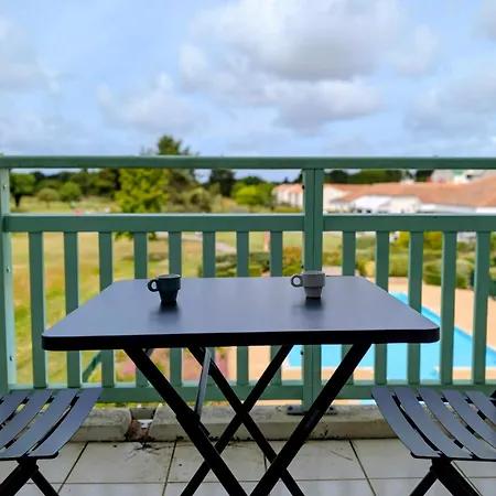 Le Green, Avec Vue Piscine Et Golf Апартаменты